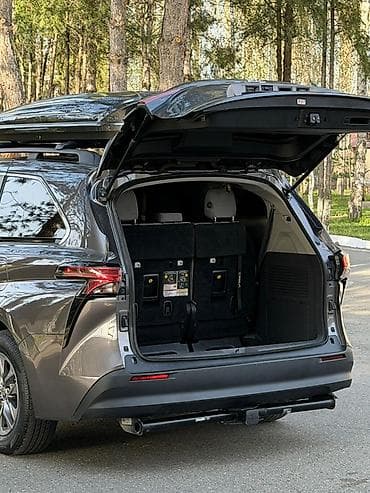 highlander 2012: Toyota Sienna: 2021 г., 2.5 л, Автомат, Гибрид, Минивэн — 8
