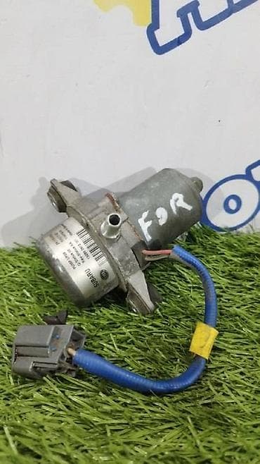 Subaru Forester v-2.0 turbo 2014 год вакуумная помпа тормозной