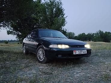 авто порше: Mazda 626: 1992 г., Седан — 1