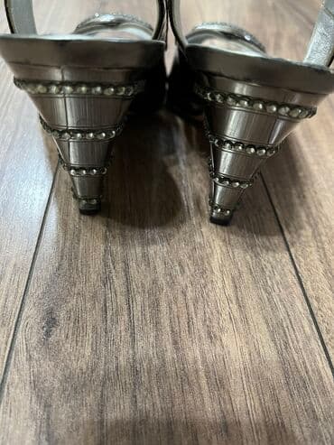 фирменная обувь из италии: Продаю красивые,итальянские босоножки,размер 37 — 2