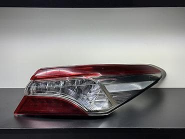 Жарыктандыруу системалары: Задний фонарь (правый) на крыле Toyota Camry 70 Характеристики: - — 1