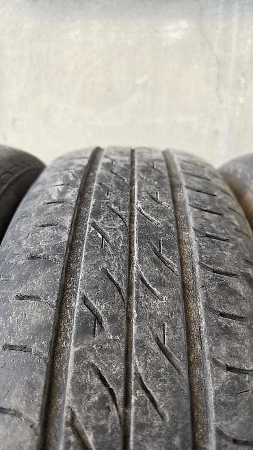 80 b4: Комплект из 4 летних шин 175/65 R14 82S Bridgestone Характеристики: - — 5