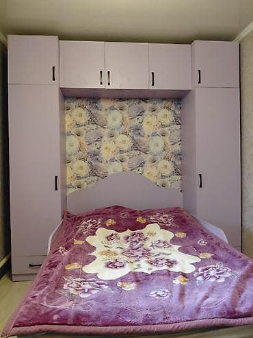 угловой компьютерный стол с надстройкой: Детский/подростковый мебельный комплект в сиреневом цвете. Состав: - — 1