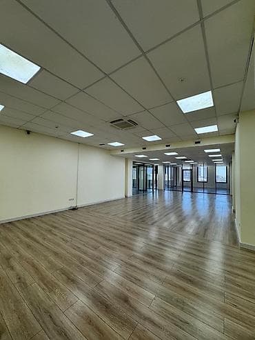 Кеңселерди ижаралоо, 315 м², Бизнес борборунда — 2