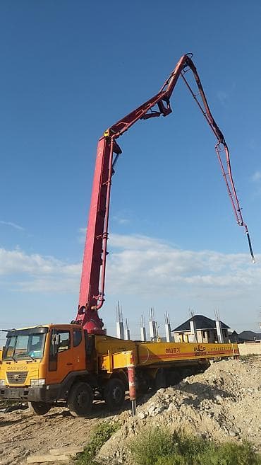 аренда пескоструй: Услуга автобетононасоса (DAEWOO/KCP) на стройплощадке. - Тип техники — 5