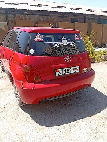 Продажа авто: Toyota Ist: 2003 г., 1.5 л, Автомат, Бензин, Хэтчбэк — 2