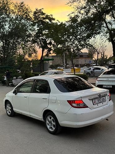 кондиционер honda: Honda Fit Aria: 2003 г., 1.3 л, Вариатор, Бензин, Седан — 1