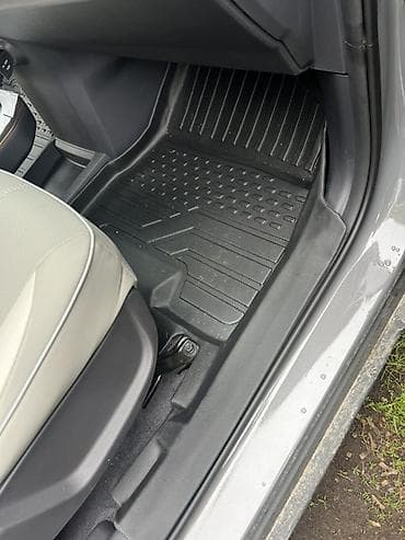 tesla 3: 3D Резиновые Полики Для салона Kia, цвет - Черный, Новый — 1