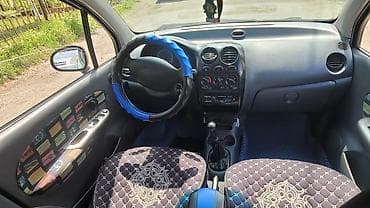 Транспорт: Daewoo Matiz: 2004 г., 1 л, Кол менен иштөөчү, Хетчбек — 5