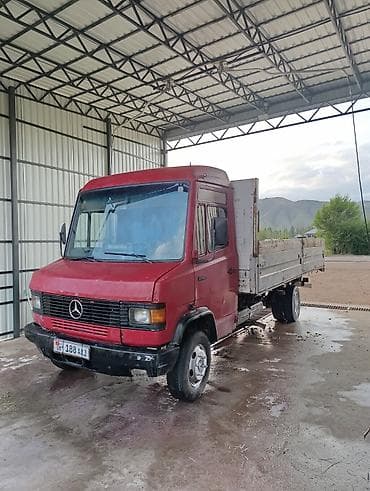 Грузовик, Mercedes-Benz, Стандарт, 6 т, Б/у
