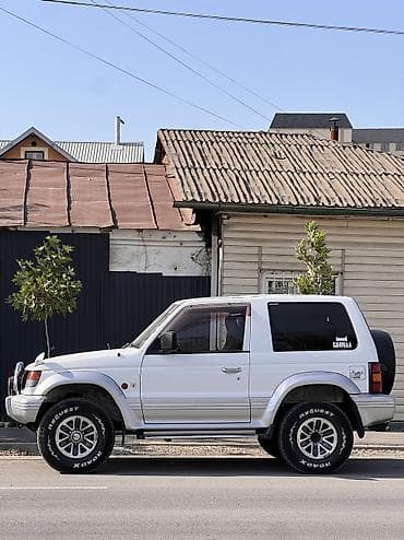 bmw e320: Mitsubishi Pajero: 1992 г., 2.5 л, Автомат, Дизель, Внедорожник — 6