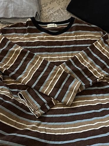 кийим сатам: Комплект, түсү - Кара — 6