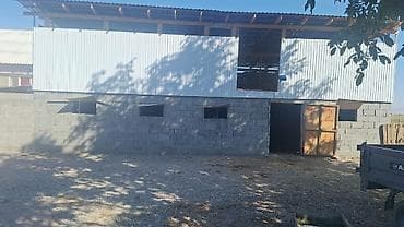 хранение: Продаю дом 4комнаты и прихожка. Участок 5сотых по документам все четко — 6