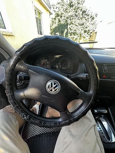 Продажа авто: Volkswagen Golf: 2002 г., 1.6 л, Автомат, Газ, Хэтчбэк — 6