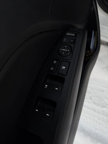 дом меняю: Hyundai Avante: 2018 г., 1.6 л, Автомат, Бензин, Седан — 8