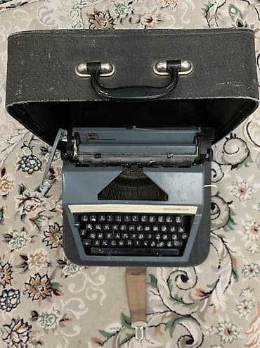 настольные наборы: Продаю железную печатную машинку МОСКВА в Исключительном состоянии — 5