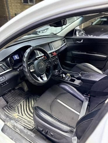 mazda 6: Kia Optima: 2018 г., Автомат, Бензин, Седан — 6