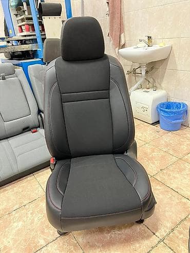 подушки на камри: Чехлы Велюровые, С подушкой, цвет - Серый, Toyota, Новый, Самовывоз — 1