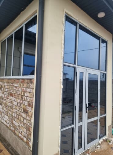 алюминий бочка: Алюминиевый оконно-дверной блок со стеклопакетами, представленный в — 1