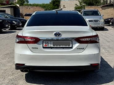 corolla 2004: Toyota Camry: 2018 г., 2.5 л, Вариатор, Гибрид, Седан — 4