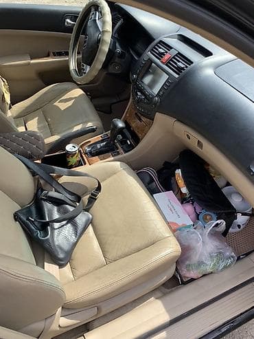 купить малолитражку автомат: Honda Accord: 2004 г., 2.4 л, Автомат, Бензин, Седан — 3