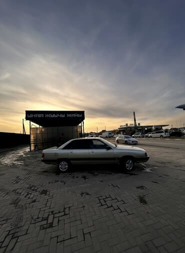 кулиса на ауди: Audi 100: 1990 г., 2.3 л, Механика, Бензин, Седан — 1