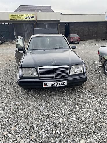 bmw e34 520: Mercedes-Benz W124: 1993 г., 2.2 л, Механика, Бензин, Седан — 8