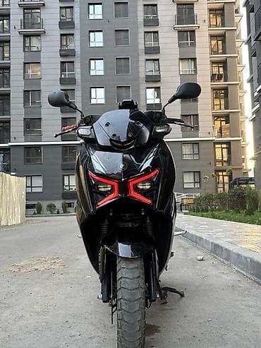 n макси: Макси-скутер 150 куб. см, Бензин, Б/у — 3