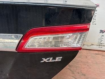 Автозапчасти: Фонарь крышки багажника, задний правый, для Toyota Camry XV50 (8‑е — 1