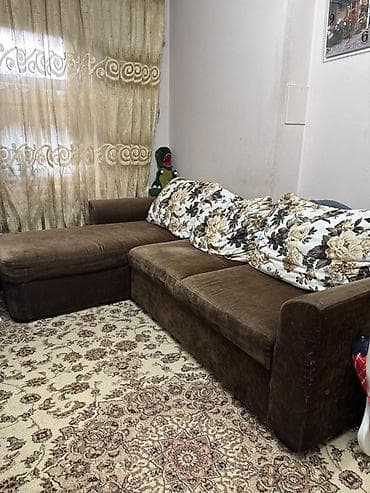 диван на ножках прямой: Угловой диван с оттоманкой - Компоновка: L‑образный, правая/левая — 2