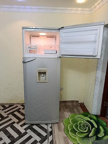 беко: Холодильник Beko, Б/у, Двухкамерный, No frost, 70 * 195 * 65 — 7
