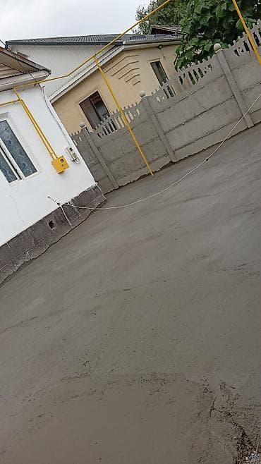 Услуги по строительству и ремонту: Стяжка Бесплатная консультация Больше 6 лет опыта — 10