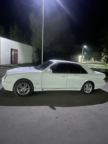 Mercedes-Benz E-Class: 2000 г., Седан