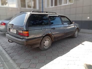 daf 2001: Volkswagen Passat Variant: 1988 г., 1.8 л, Механика, Бензин, Универсал — 1