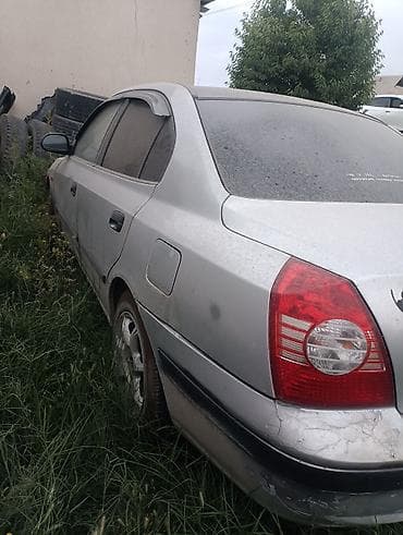 kia rio 1: Hyundai Elantra седан, серебристый цвет, кузов поколения начала 2005 — 2