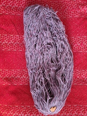 Пряжа, нитки для вязания. Несколько разных расцветок. Пожалуйста