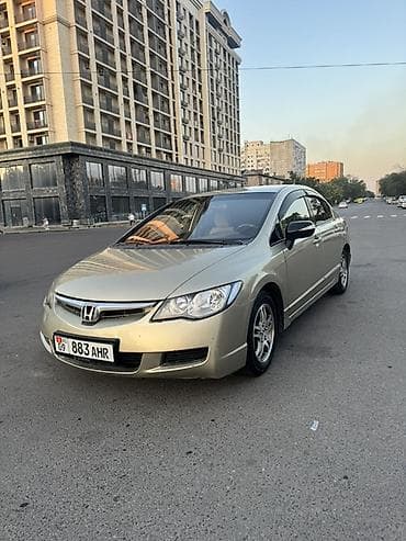 Транспорт: Honda Civic: 2008 г., 1.8 л, Механика, Бензин, Седан — 1