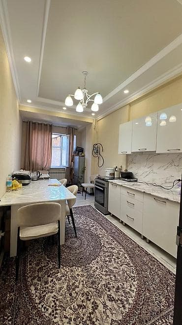 квартира сталинка: 1 комната, 46 м², 2 этаж, Старый ремонт — 3