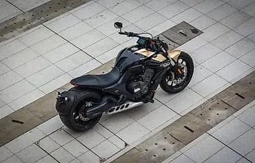 Брутальный дорожный power-cruiser в стиле нео‑футуризм. особенности