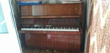 Пианино "Владимир" 
В очень хорошем состоянии