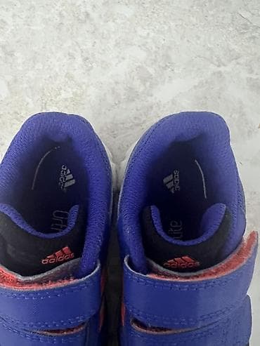 asics sky elite: Детские кроссовки Adidas. - Модель: с двумя липучками (удобная — 3