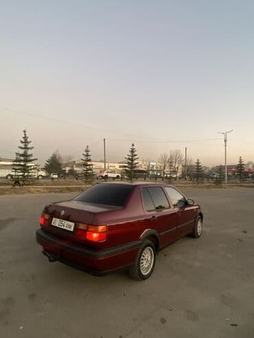 авто купить: Volkswagen Vento: 1992 г., Бензиновая — 6