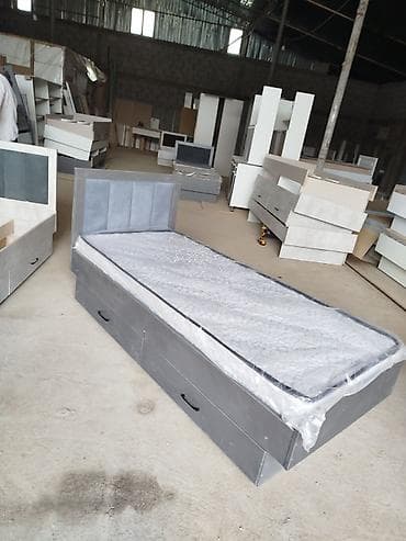 sofa bed: Продаю новый Одна спальня Кровать с матрасом Размери длина 1900 х — 7