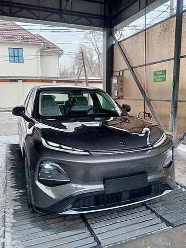 kia ev9: BYD : 2026 г., Электромобиль, Кроссовер — 2