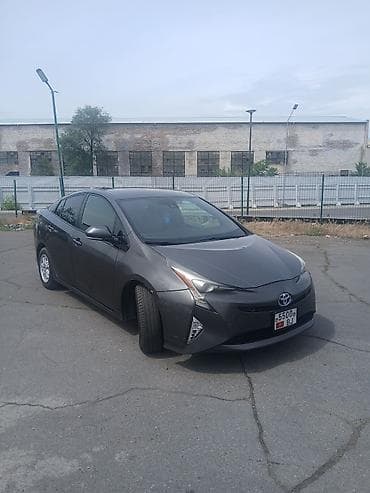 e2 byd: Toyota Prius: 2016 г., 1.8 л, Вариатор, Гибрид, Хэтчбэк — 10
