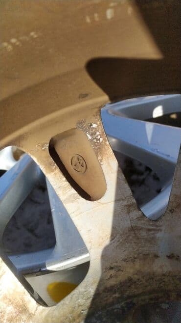 runx alex: Литые Диски R 16 Toyota, Комплект, отверстий - 5, Б/у — 4