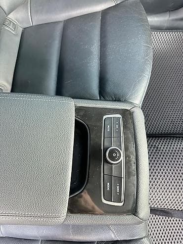 2020: Kia Cadenza: 2020 г., Седан — 4