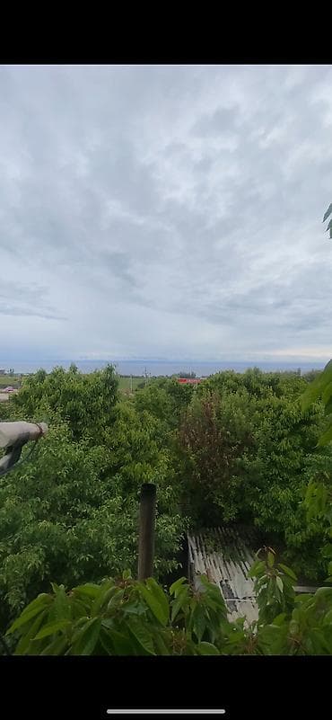 куплю долю в доме: Продается дом 🏡 под бизнес в городе Чолпон-Ата, (Бактуу Долоноту) — 2