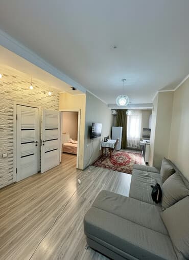 квартира прадажа бишкек: 2 бөлмө, Душ кабинасы, Жаздык, жууркан-төшөк каптары, Кондиционер — 2