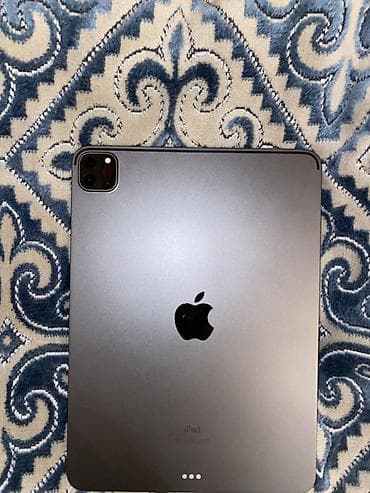 ipad pro: IPhone 11 Pro, Matte Midnight Green — 9